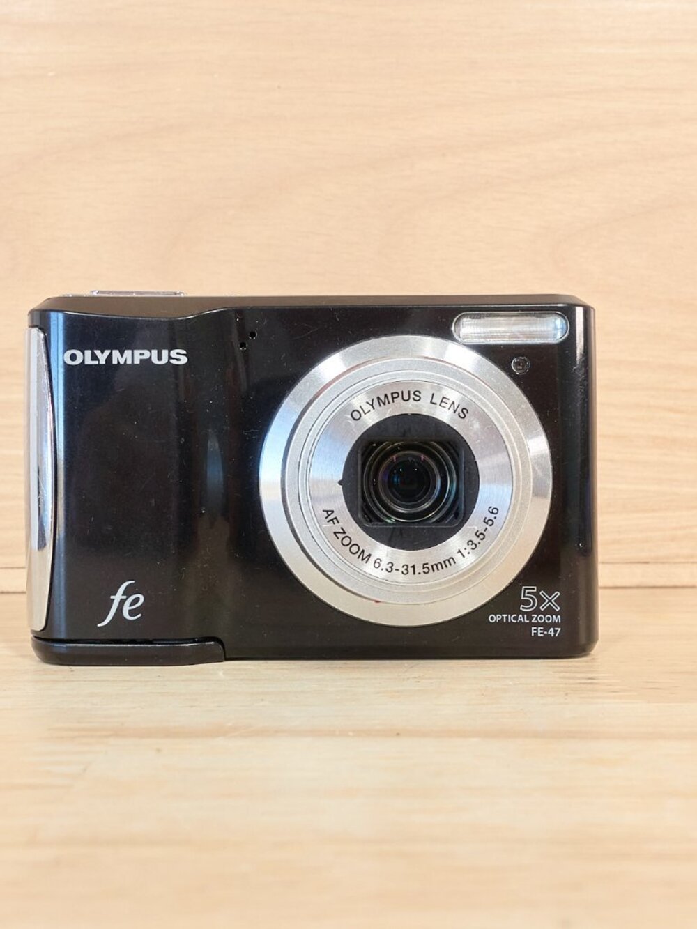 Olympus FE-47 Vintage 14MP CCD Digital Camera, Black, Read Description!